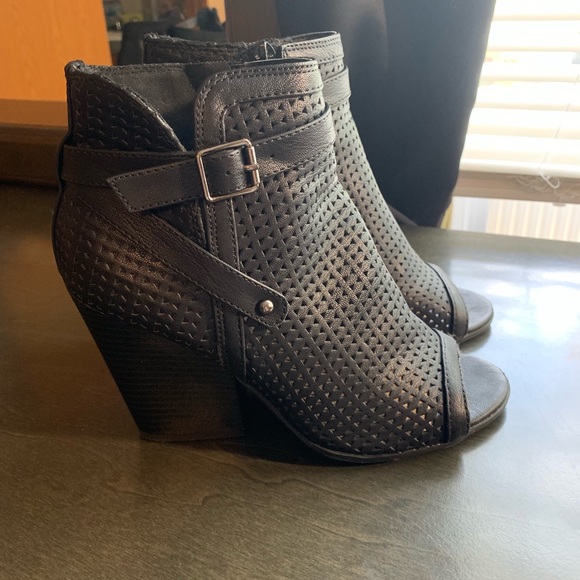 Black wedges - Picture 1 of 3